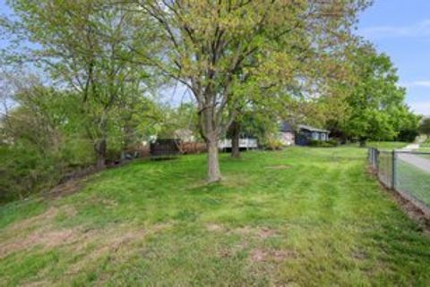 Tiny photo for 3876 18th Street, Bettendorf, IA 52722 (MLS # 12629908)