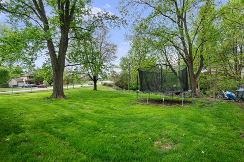 Tiny photo for 3876 18th Street, Bettendorf, IA 52722 (MLS # 12629908)