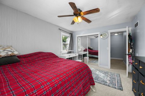 Tiny photo for 3876 18th Street, Bettendorf, IA 52722 (MLS # 12629908)