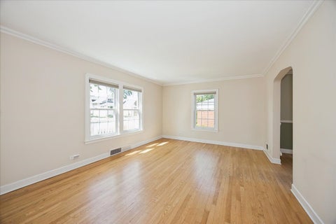 Tiny photo for 9328 Jefferson Avenue, Brookfield, IL 60513 (MLS # 12645397)