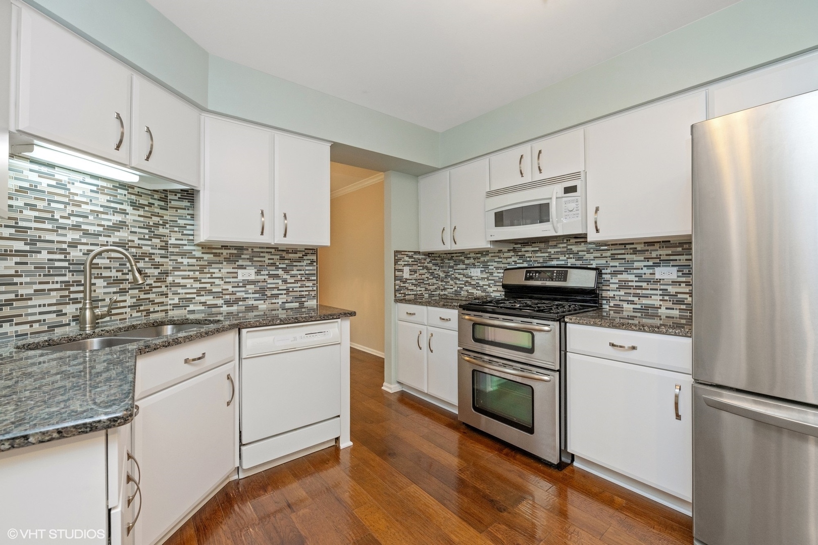 276 Oak Bluff Court 25-3