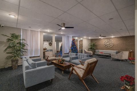 Tiny photo for 1321 S Finley Road #419, Lombard, IL 60148 (MLS # 12537235)