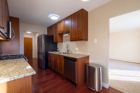 Tiny photo for 1321 S Finley Road #419, Lombard, IL 60148 (MLS # 12537235)