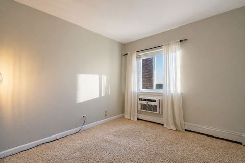 Tiny photo for 1321 S Finley Road #419, Lombard, IL 60148 (MLS # 12537235)