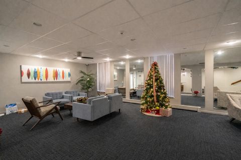 Tiny photo for 1321 S Finley Road #419, Lombard, IL 60148 (MLS # 12537235)