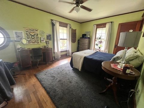 Tiny photo for 702 W High Street, Urbana, IL 61801 (MLS # 12600052)