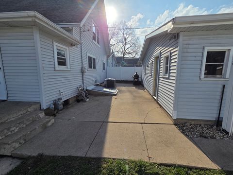 Tiny photo for 124 E 4th Street, Spring Valley, IL 61362 (MLS # 12621888)