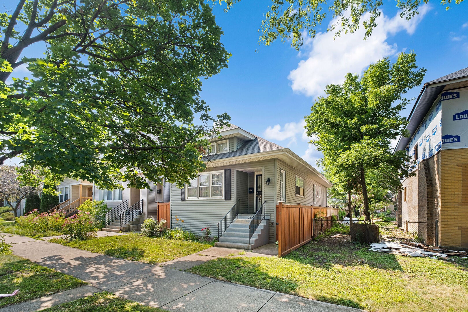 5251 W Belle Plaine Avenue