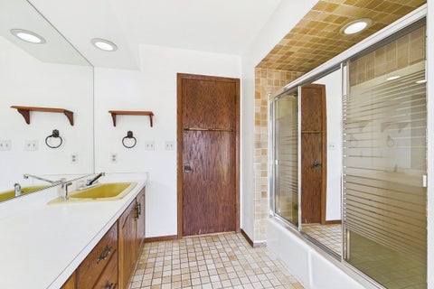 Tiny photo for 201 Oak Lane, Winthrop Harbor, IL 60096 (MLS # 12769218)