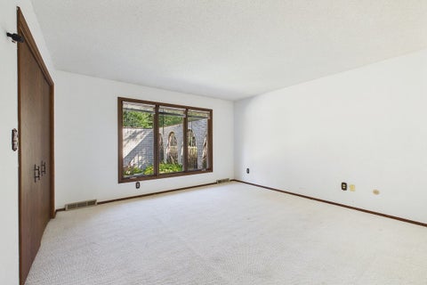 Tiny photo for 201 Oak Lane, Winthrop Harbor, IL 60096 (MLS # 12769218)
