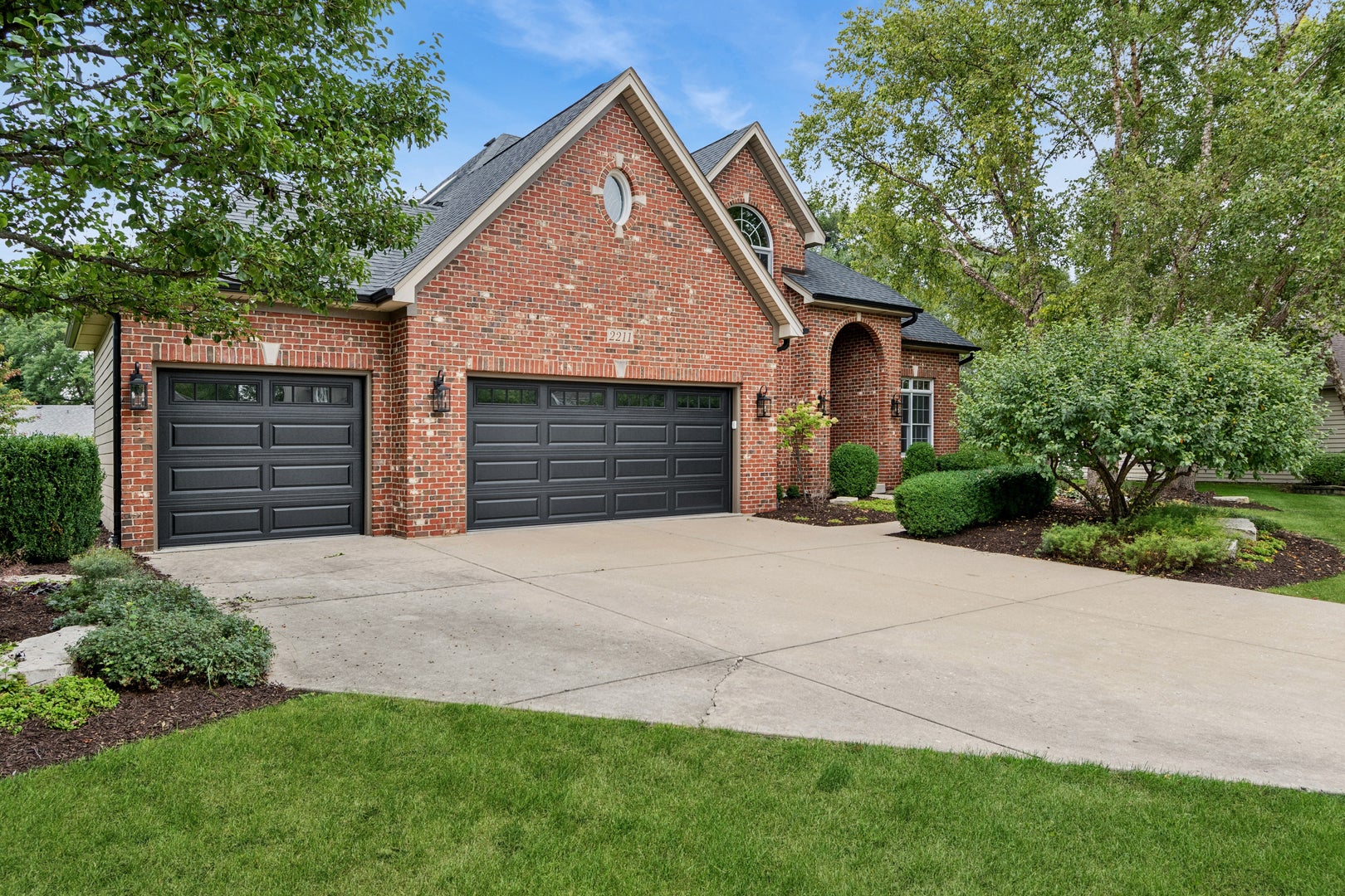 2211 Joyce Lane