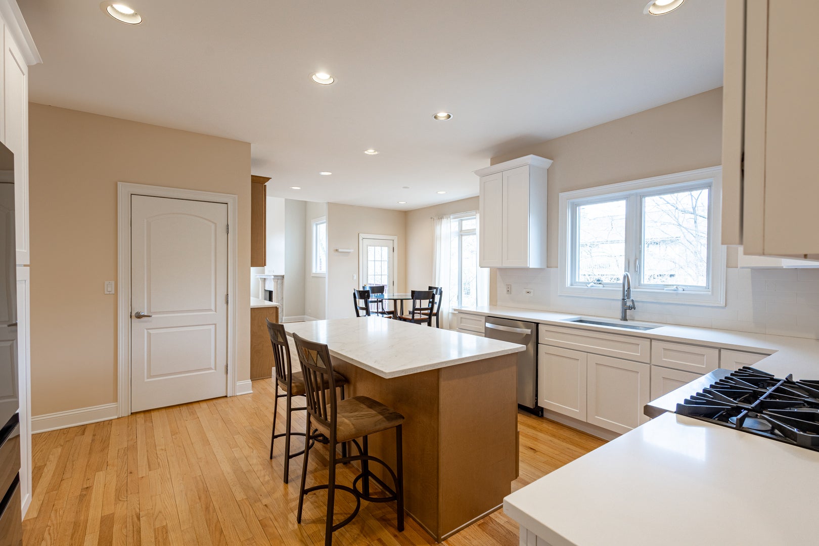 6441 Blackhawk Trail