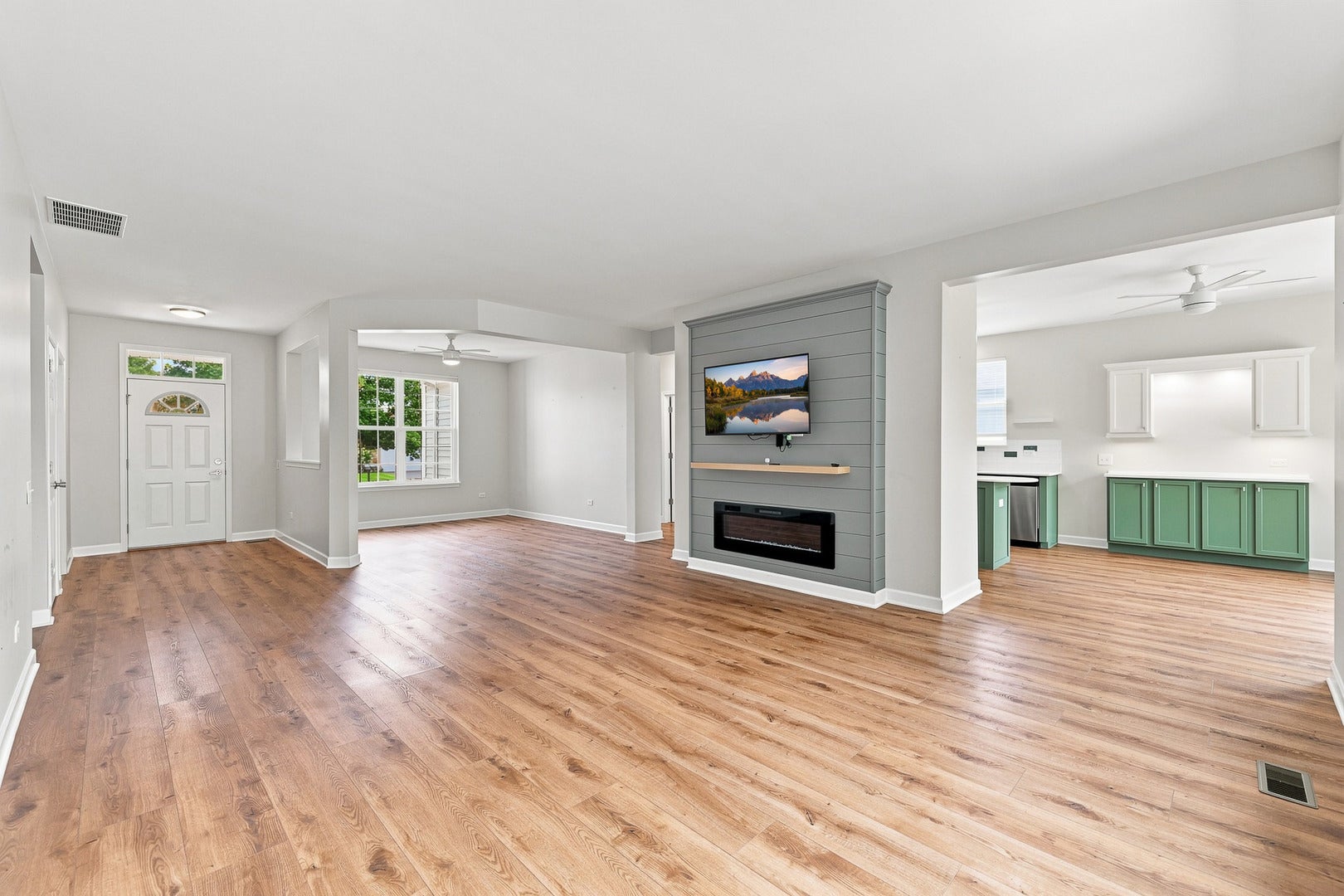 12655 Horseshoe Trail