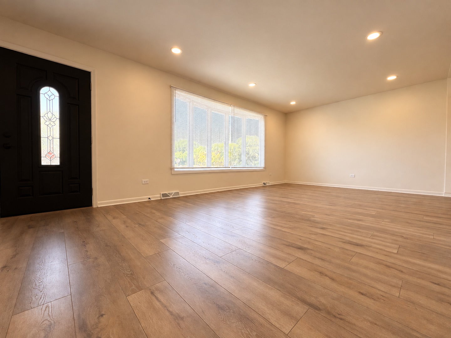 513 Superior Avenue