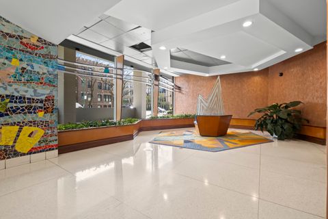 Tiny photo for 6301 N Sheridan Road #8E, Chicago, IL 60660 (MLS # 12621456)