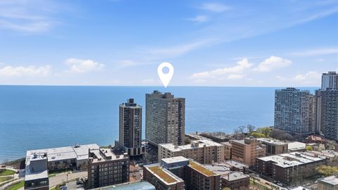 Tiny photo for 6301 N Sheridan Road #8E, Chicago, IL 60660 (MLS # 12621456)