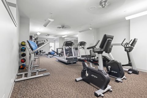 Tiny photo for 6301 N Sheridan Road #8E, Chicago, IL 60660 (MLS # 12621456)