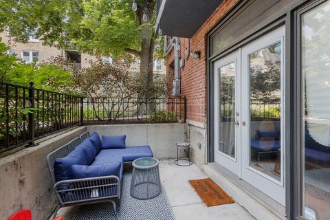 Tiny photo for 4422 N ASHLAND Avenue #G, Chicago, IL 60640 (MLS # 12580511)