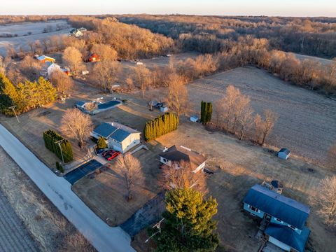 Tiny photo for 712 FAIRFIELD Road, Port Byron, IL 61275 (MLS # 12588918)