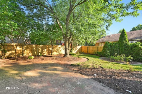 Tiny photo for 1916 Ash Court, Aurora, IL 60506 (MLS # 12702488)