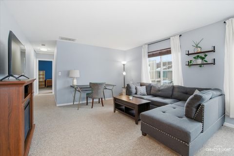 Tiny photo for 1247 Sandhurst Lane #1247, South Elgin, IL 60177 (MLS # 12551002)