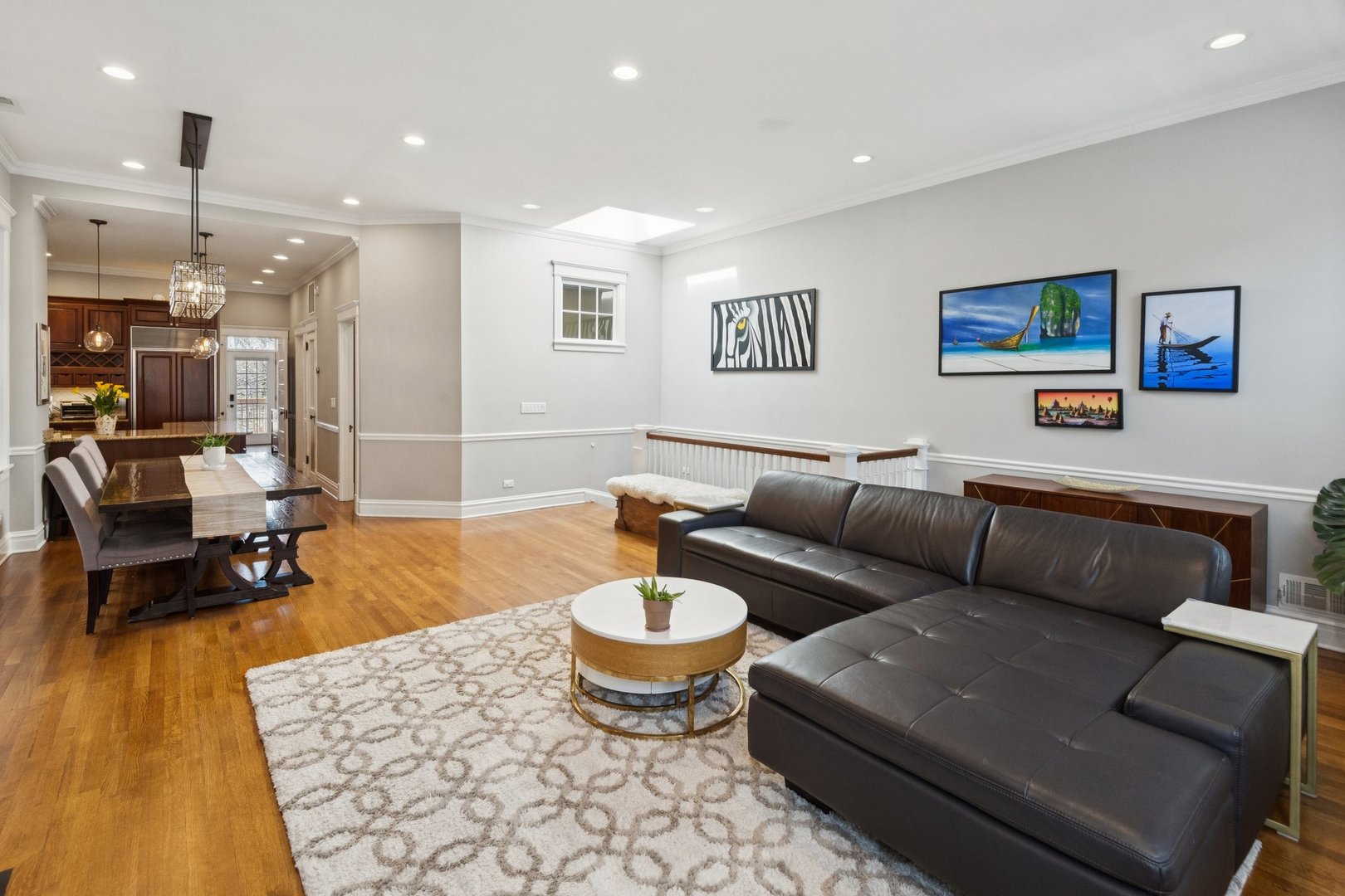 2044 N Sheffield Avenue 3