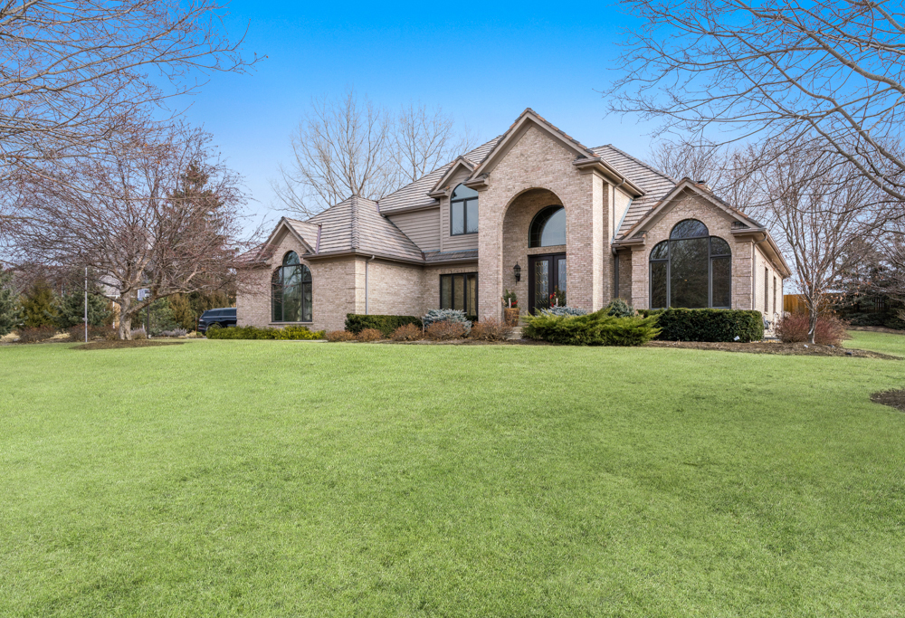 45 Candlewood Drive