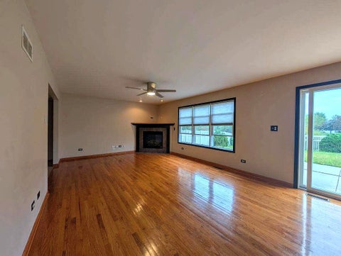 Tiny photo for 233 Highpoint Circle, Bourbonnais, IL 60914 (MLS # 12752584)