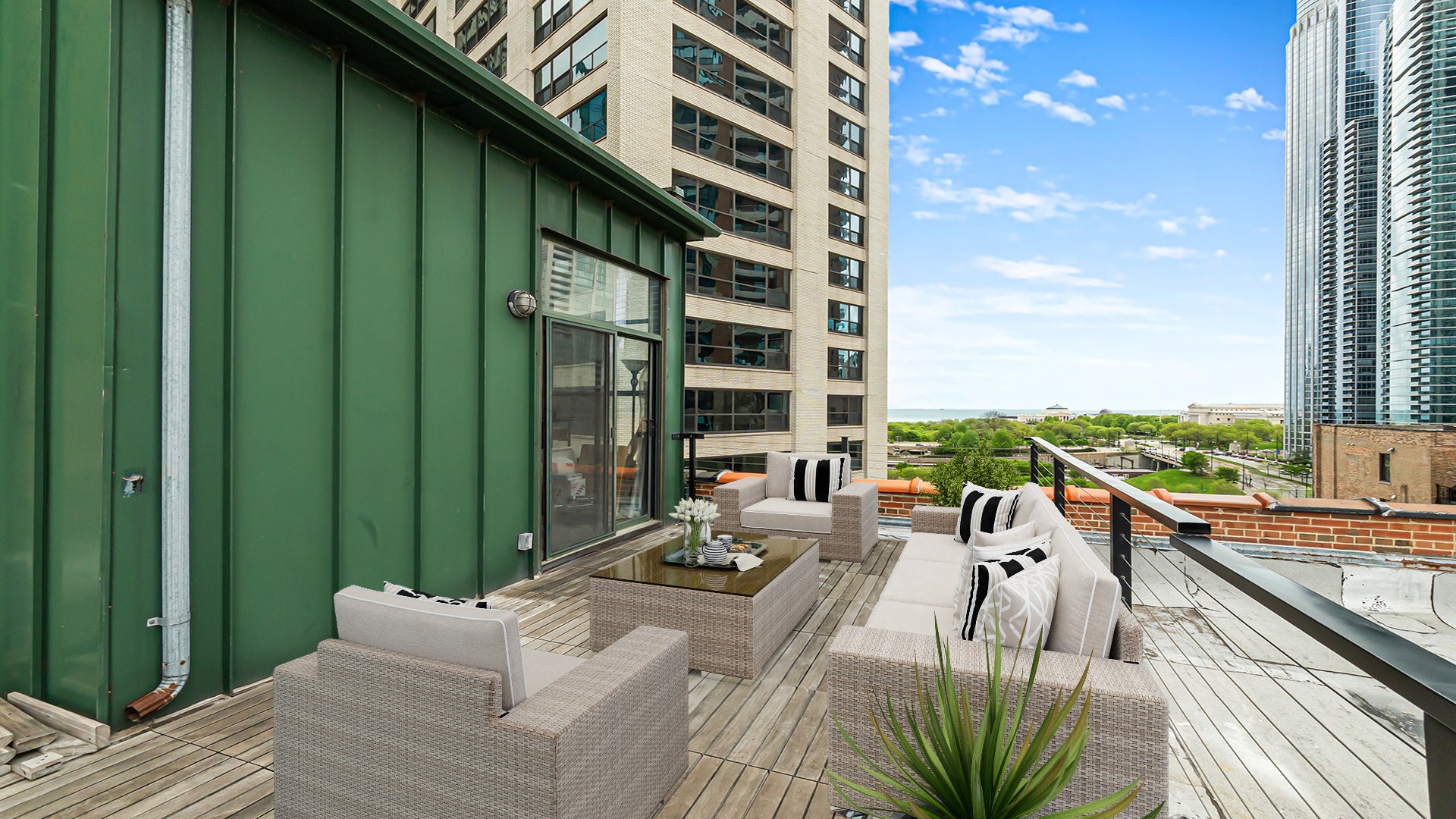 1133 S Wabash Avenue 806