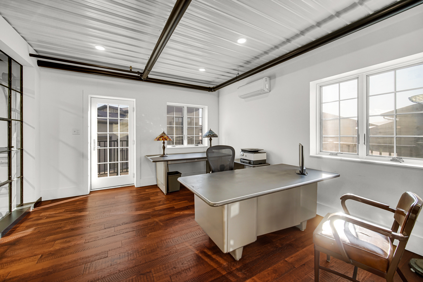 2244 Ferry Road 107-108