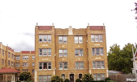 Photo of 1632 18TH Avenue #24, Rock Island, IL 61201 (MLS # QC4268582)