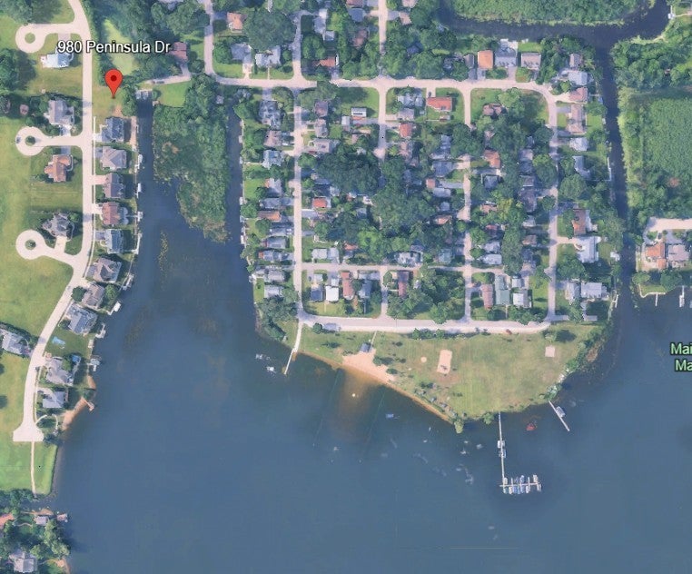980 Peninsula Drive