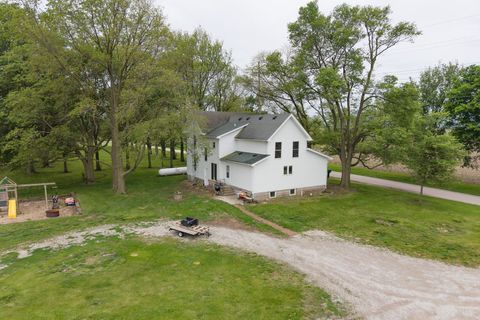 Tiny photo for 12610 N 1900 East Road, Fairbury, IL 61739 (MLS # 12616162)