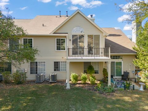 Tiny photo for 30W023 Cedar Court #023, Warrenville, IL 60555 (MLS # 12518782)