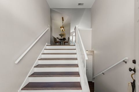 Tiny photo for 30W023 Cedar Court #023, Warrenville, IL 60555 (MLS # 12518782)