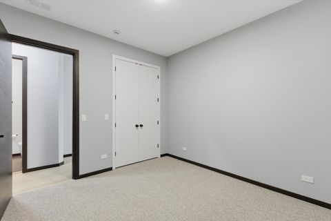 Tiny photo for 5830 N Lincoln Avenue #1S, Chicago, IL 60659 (MLS # 12551535)