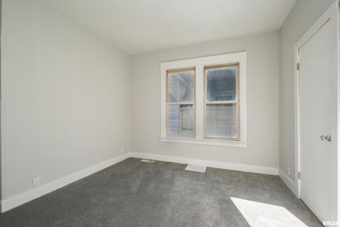 Tiny photo for 1309 CLAY Street, Davenport, IA 52804 (MLS # QC4269271)