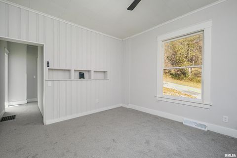 Tiny photo for 1309 CLAY Street, Davenport, IA 52804 (MLS # QC4269271)