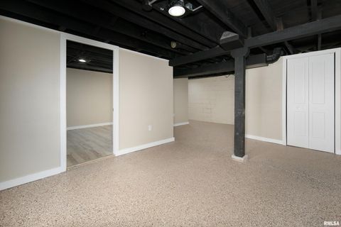 Tiny photo for 1309 CLAY Street, Davenport, IA 52804 (MLS # QC4269271)