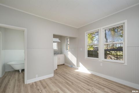 Tiny photo for 1309 CLAY Street, Davenport, IA 52804 (MLS # QC4269271)