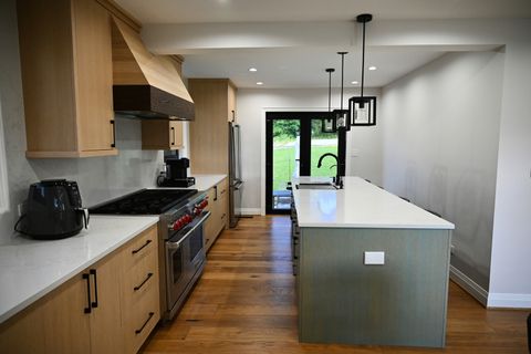 Tiny photo for 18W701 S Frontage Road, Lemont, IL 60439 (MLS # 12677547)