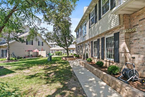 Tiny photo for 1559 Laurel Oaks Drive, Streamwood, IL 60107 (MLS # 12705823)