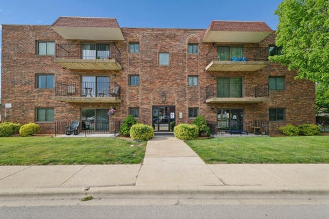 Tiny photo for 1940 183rd Street #2C, Homewood, IL 60430 (MLS # 12664008)