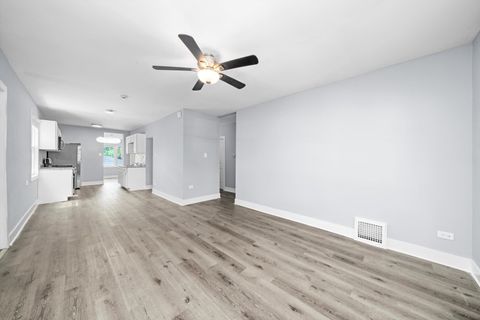 Tiny photo for 9132 S Saginaw Avenue, Chicago, IL 60617 (MLS # 12542169)