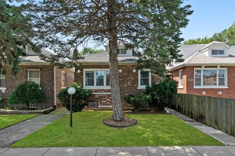 Tiny photo for 9132 S Saginaw Avenue, Chicago, IL 60617 (MLS # 12542169)