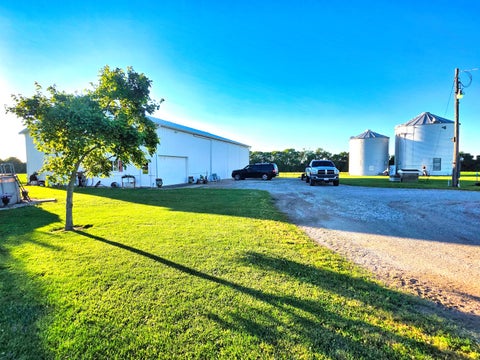 Tiny photo for 623 Pear Lane, Xenia, IL 62899 (MLS # 12678365)