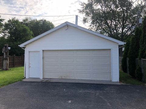 A home in JOLIET
