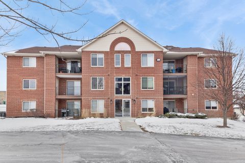 Photo of 7025 Heritage Circle #2A, Orland Park, IL 60462 (MLS # 12524875)