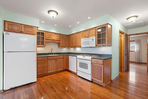 Tiny photo for 10459 Eagle Ridge Drive #139, Orland Park, IL 60467 (MLS # 12513004)