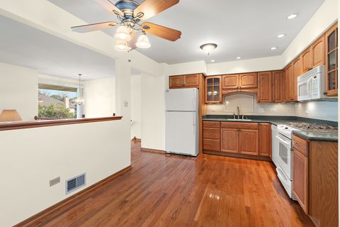 Tiny photo for 10459 Eagle Ridge Drive #139, Orland Park, IL 60467 (MLS # 12513004)